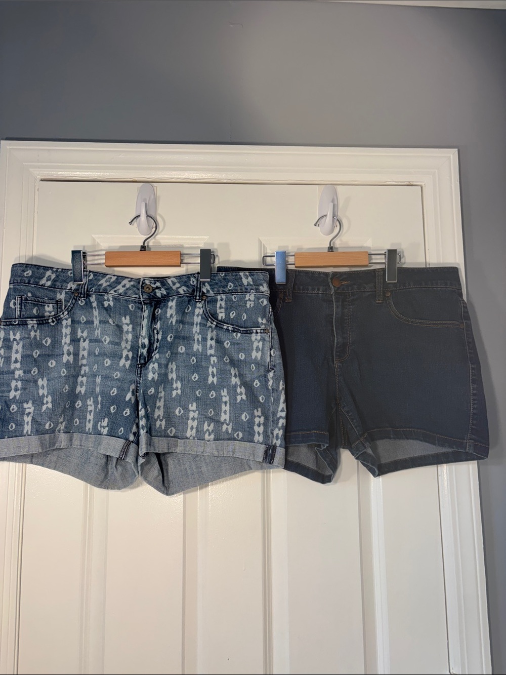 Faded Glory Women’s Denim Shorts Size 16 – 2 Pair Bundle